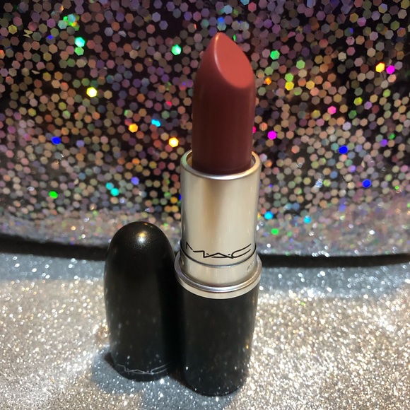 BNIB! MAC Matte Lipstick in MEHR 608 π - Picture 2 of 7
